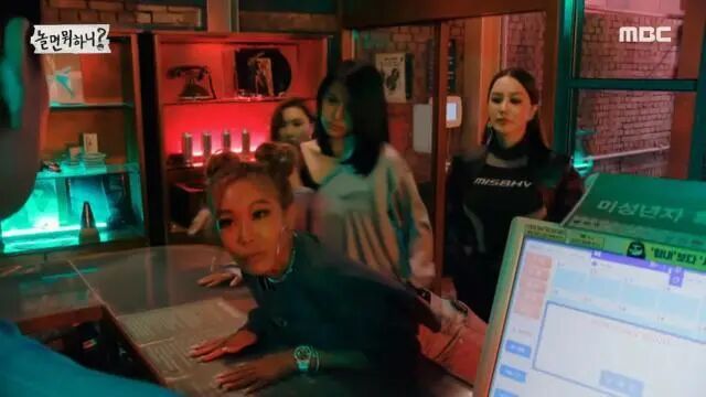 凭火辣身材将泫雅挤下榜 “韩国最辣女rapper”有多野（组图） - 13