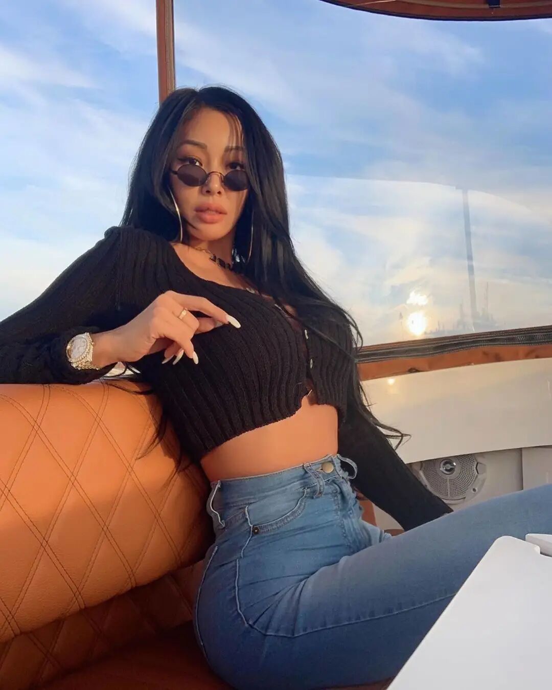 凭火辣身材将泫雅挤下榜 “韩国最辣女rapper”有多野（组图） - 46
