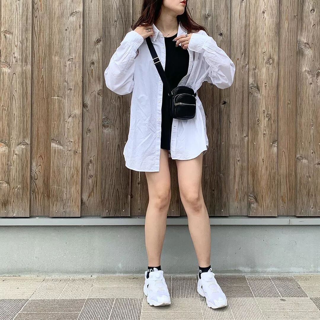 今夏 IG 上最火的 5 雙小白鞋，不用花大錢就能輕鬆買到而且還是泫雅同款？