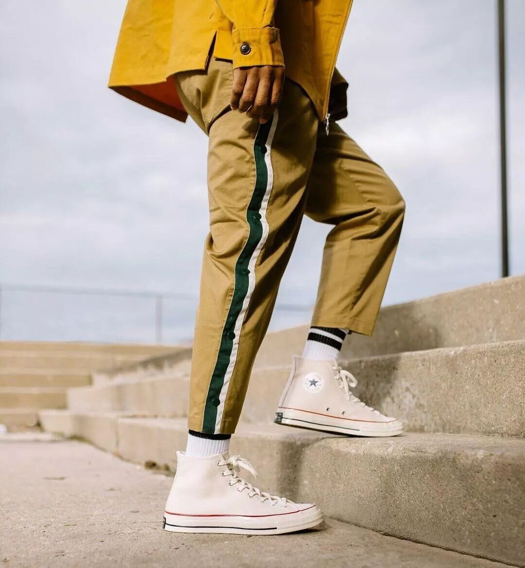 今夏 IG 上最火的 5 雙小白鞋，不用花大錢就能輕鬆買到而且還是泫雅同款？