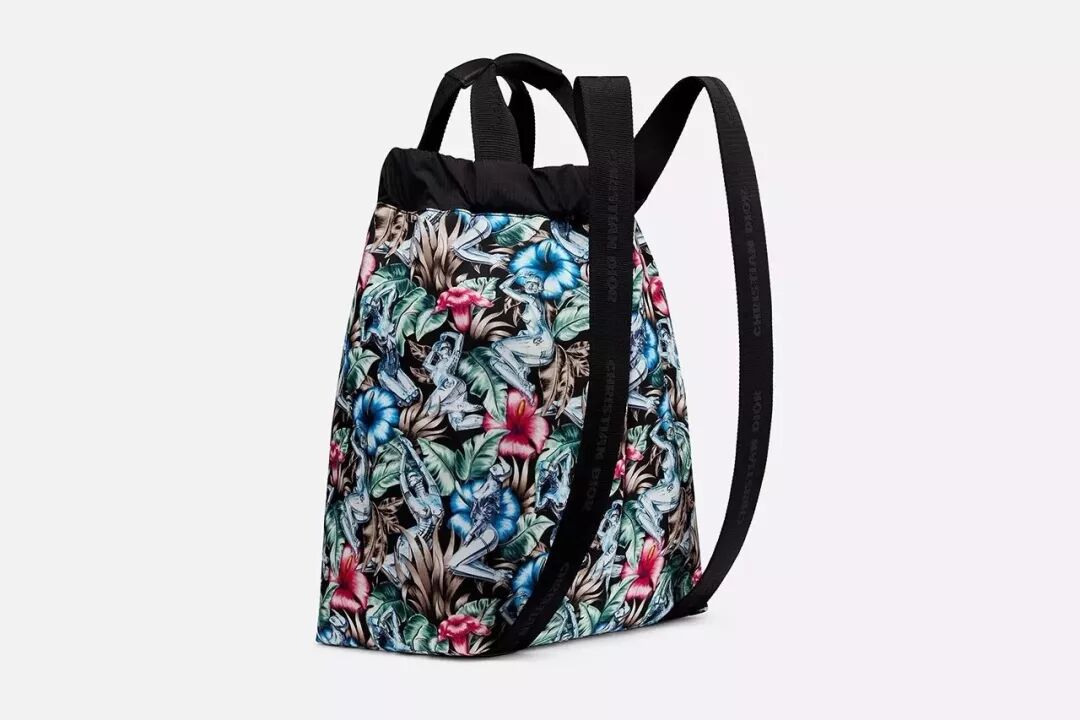 Gucci 經典 GG Logo 樣式漁夫帽上架、Heron Preston 首款自主運動鞋即將上架