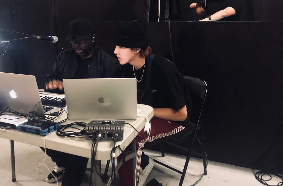 吴亦凡自黑「十万伏特」aka中国发电站,三年前的"加拿大电鳗"实力转型