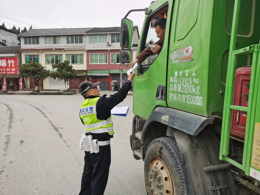 A283861E-AB86-4E24-BFBD-DC8D0EA33AB0-29639-0000044