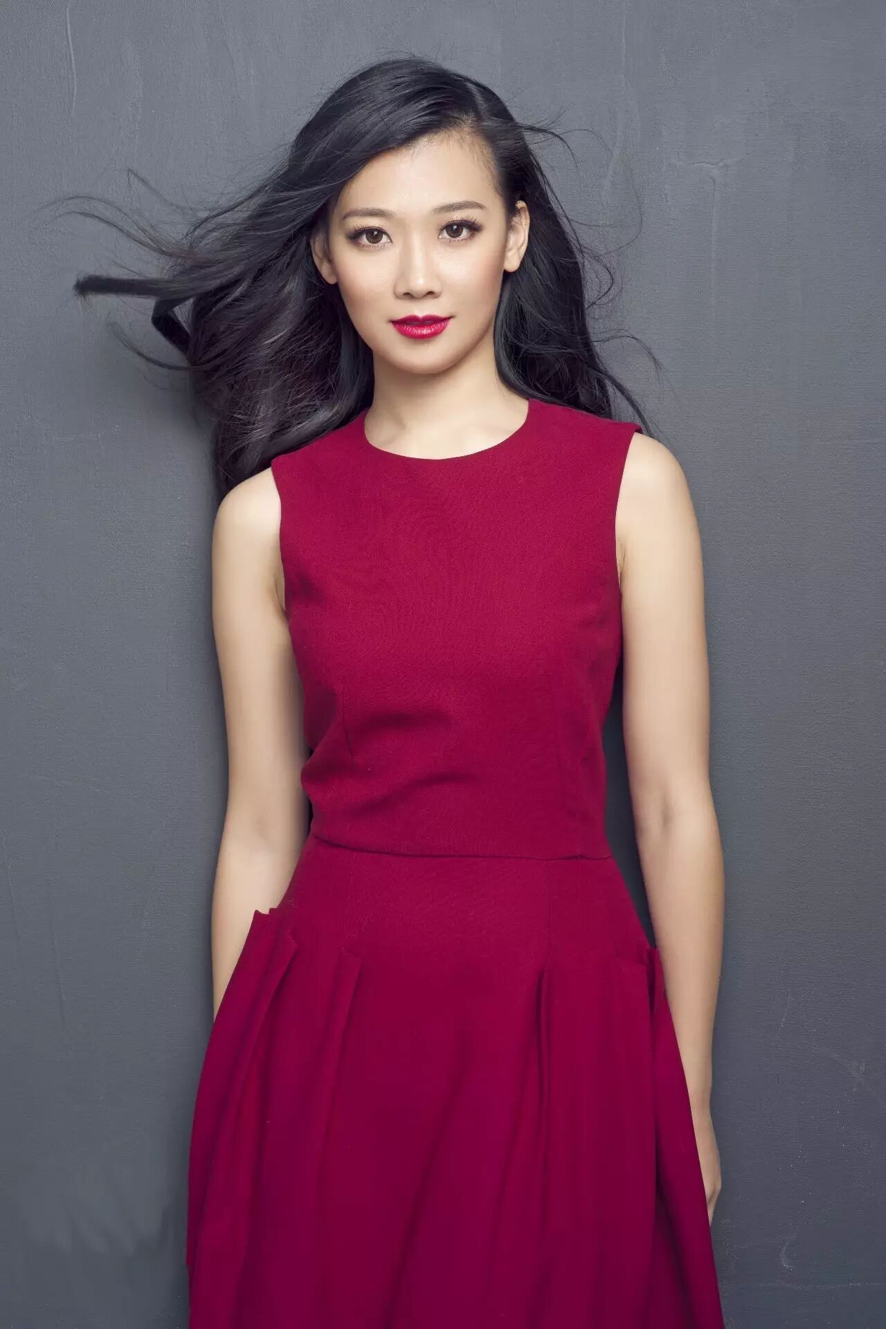 她从前台服务员逆袭成过亿身家CEO，就凭这一点！