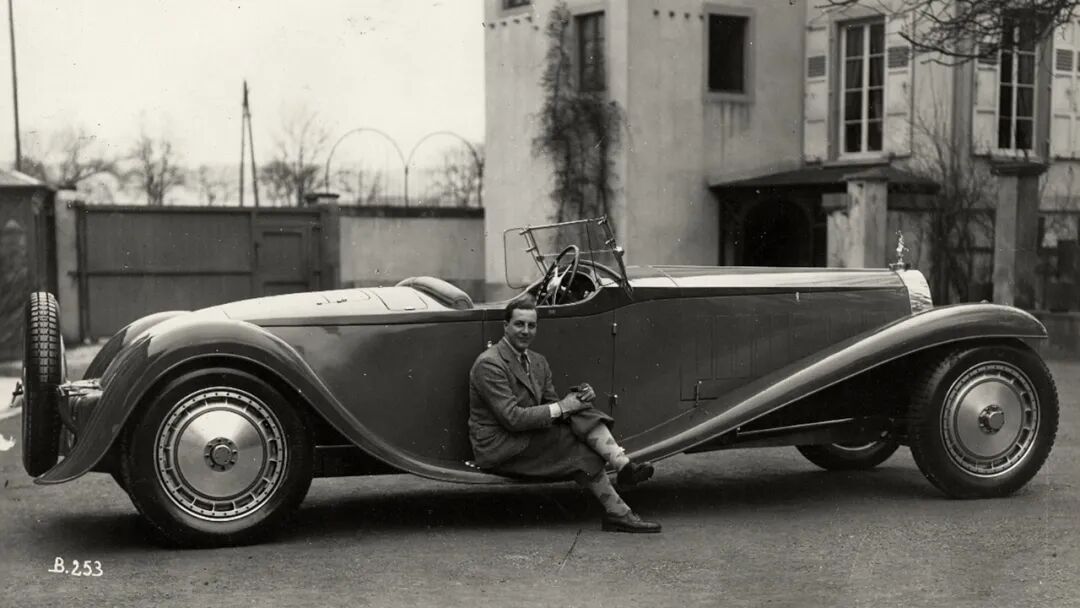 这件事其实还得归功于埃托尔的得力助手,他的长子让·布加迪(jean