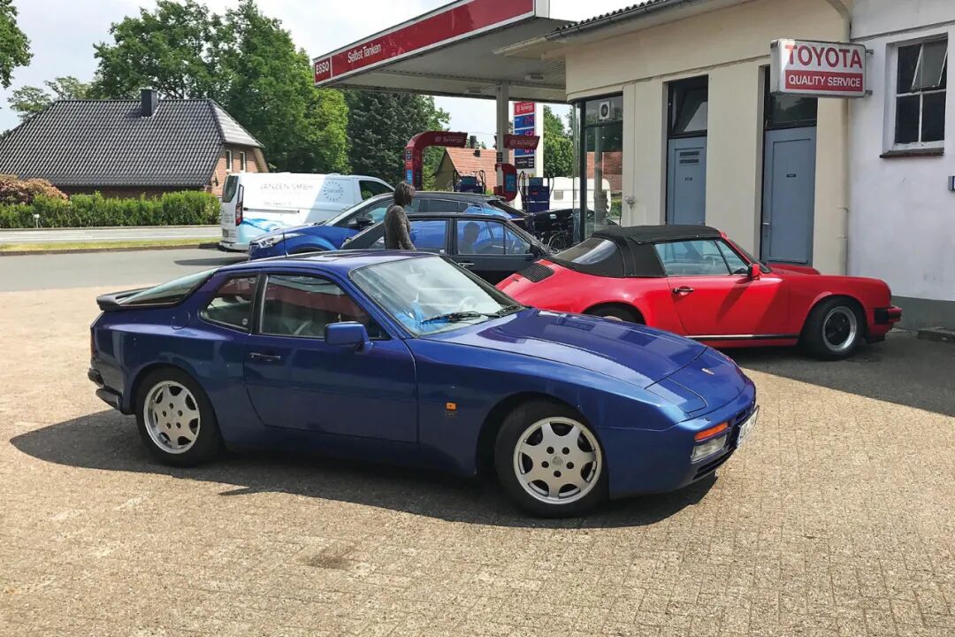 90年代的经典保时捷944 _太平洋号