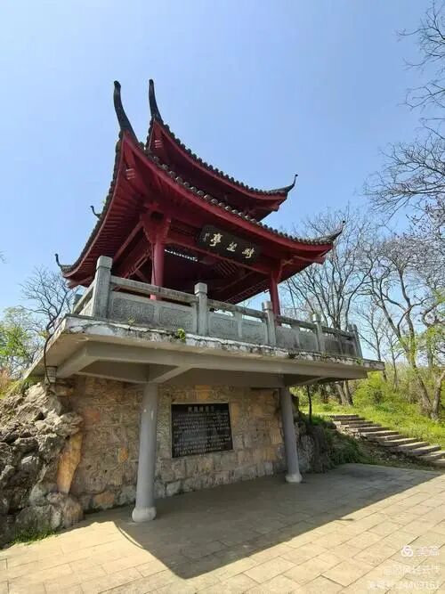 登杭州南高峰