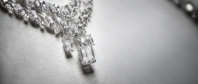 自然灵感 风格意象 卡地亚全新[SUR]NATUREL高级珠宝展