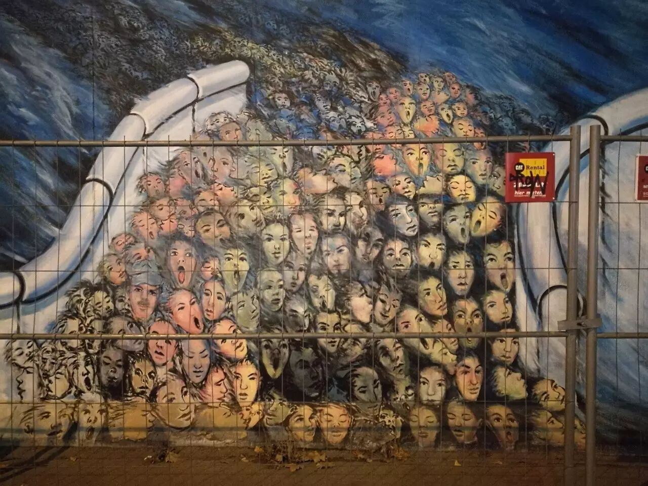 柏林墙上的一些绘画与涂鸦