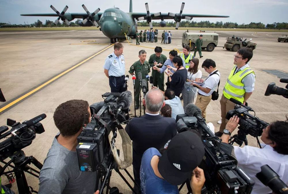日本航空自卫队两架C-130运输机飞抵澳大利亚 将协助扑灭山火