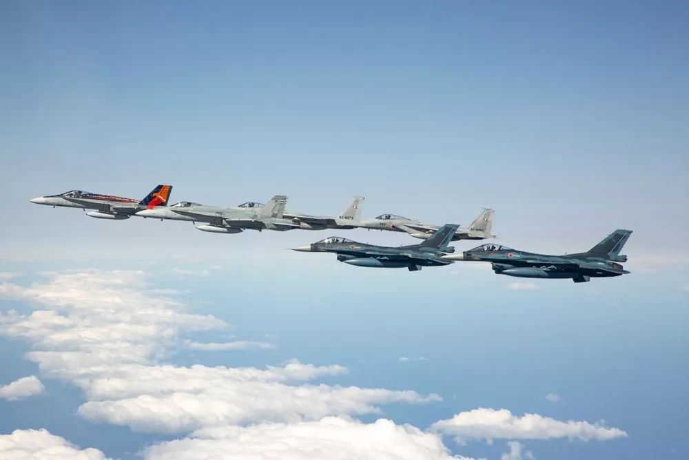 日本澳大利亚首次空中力量联合演习 双方组成混合编队