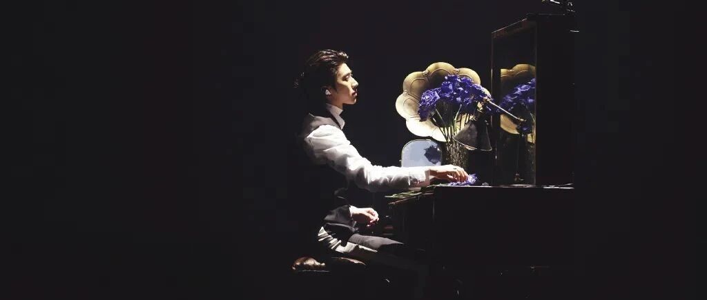 出道三年、两家公司、20个代言……算算蔡徐坤的吸金力