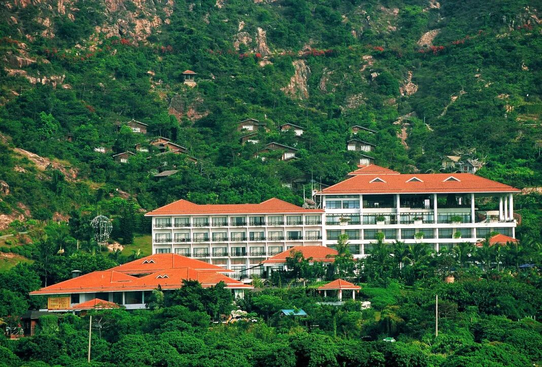 【深圳61青青世界】亲子欢乐游套票~06699入住半山标准木屋!