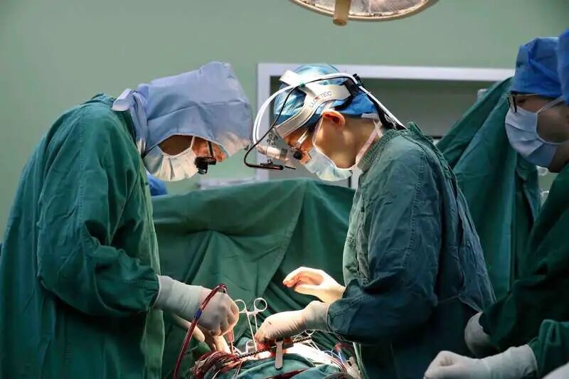 媒体聚焦中国青年报一位外科医生的春节