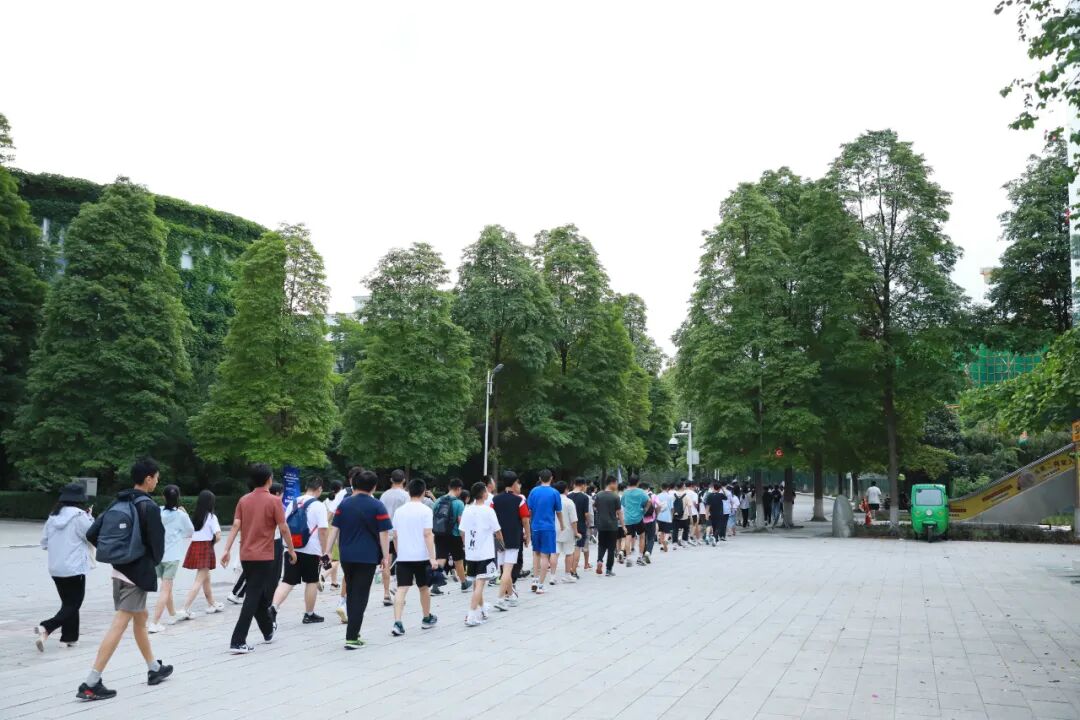 夏令营英文怎么说_夏令营英文_夏令营英文自我介绍模板