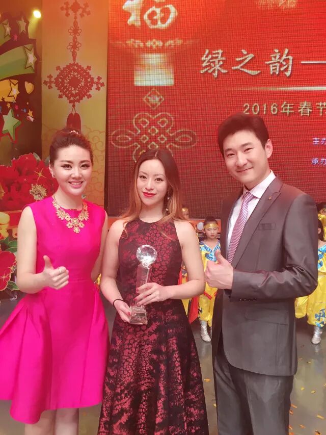 %name 你在澳洲街头遇见的“井柏然” ，竟然是他!