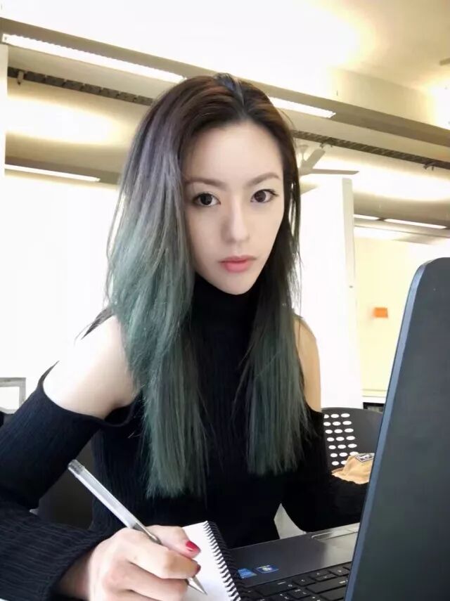 %name 你在澳洲街头遇见的“井柏然” ，竟然是他!