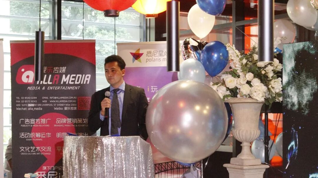 %name 今天，你的朋友圈和悉尼CBD被这的颜值打动