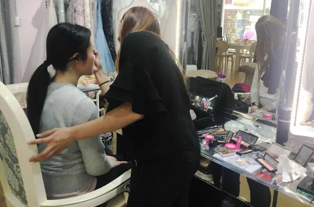 %name “隐形美貌人口”掀开神秘面纱，颜值实力双双在线