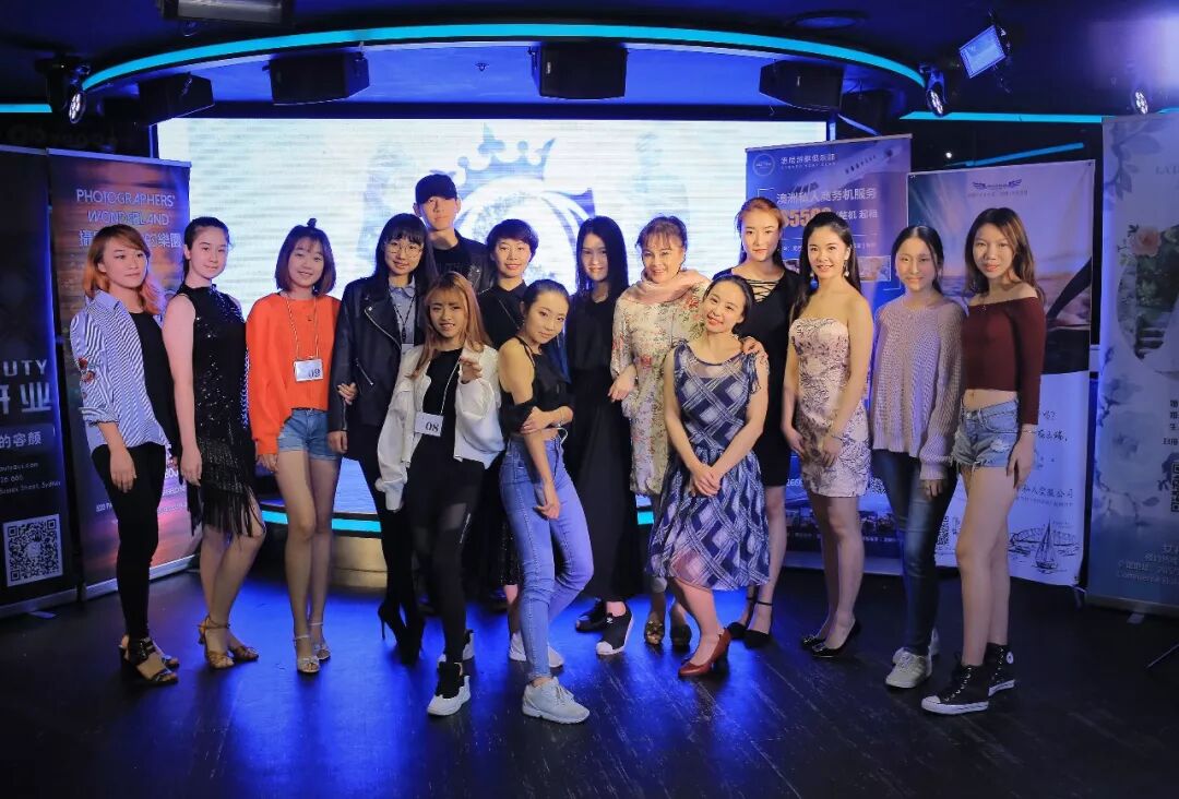 %name “隐形美貌人口”掀开神秘面纱，颜值实力双双在线