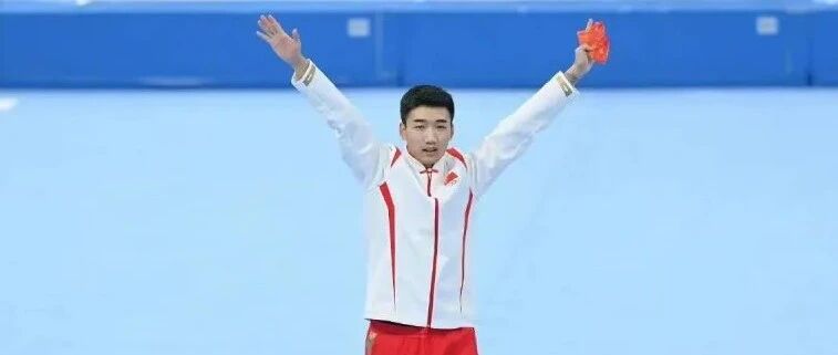 【冬奥会】​中国体育代表团男女旗手同日出击，高亭宇摘金、赵丹获突破