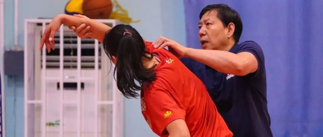 【女排】主帅王宝泉重点关注副攻手位置，天津女排阵容重组