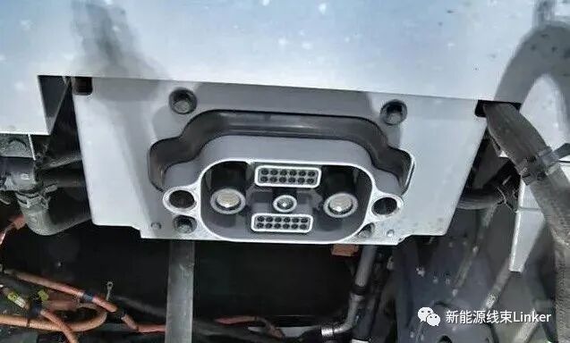 谈一下新能源汽车换电连接技术的图6