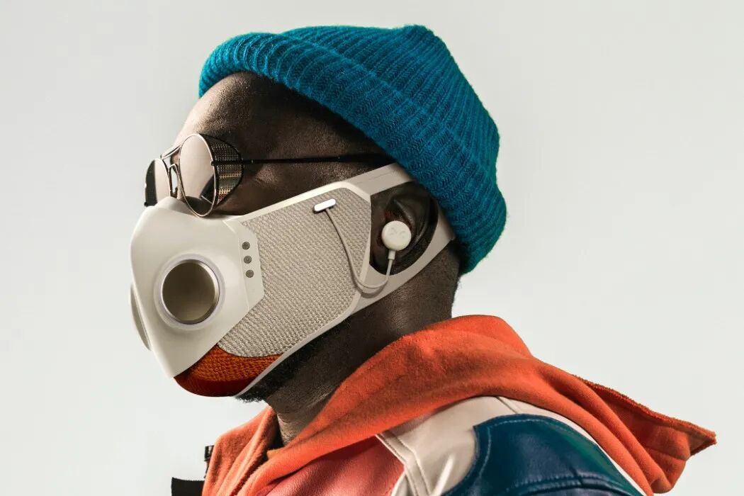 设计博闻带无线耳机的未来派口罩