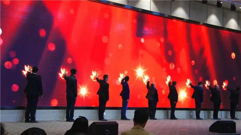 手相“印”開啟籌備儀式