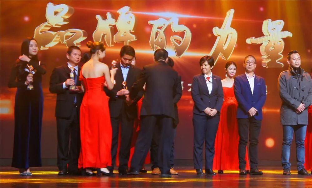 杨雄演绎五星品牌故事获“企业品牌故事演绎铜奖”