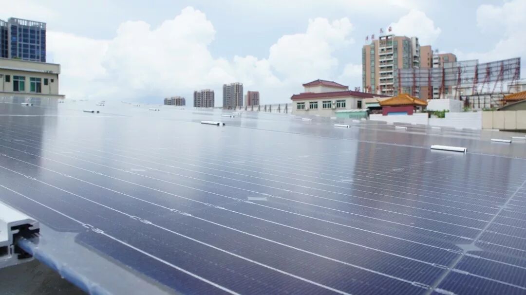 梁女士家16.76kw雙玻雙面發電光伏電站