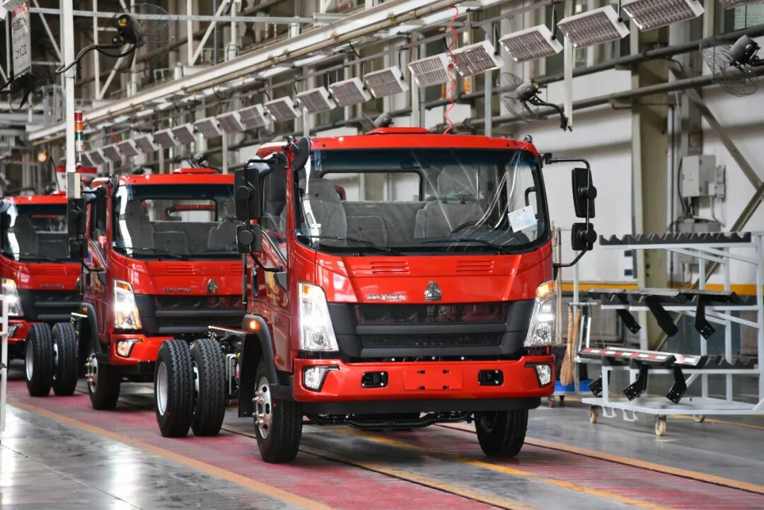 中国重汽济南轻卡制造部6月份月产突破18000辆