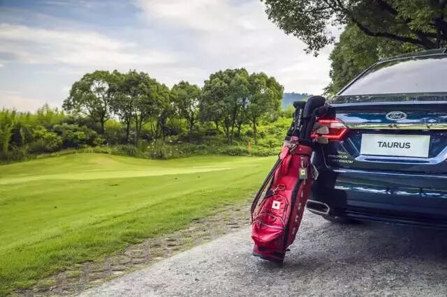 到高原、江畔和坝上草原清凉一夏