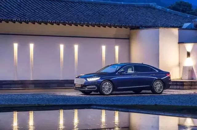 到高原、江畔和坝上草原清凉一夏