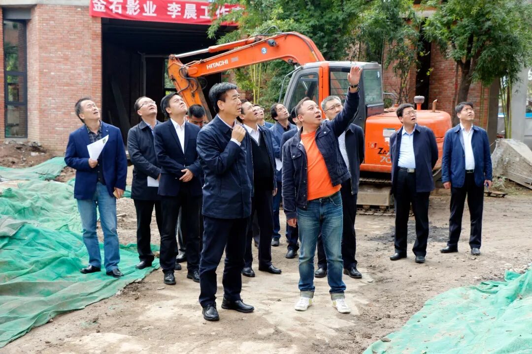 市长惠进才莅临卧龙创意文化艺术产业园参观视察