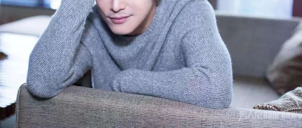 狂追女演员，私加吻戏还疑似同居？帅是帅，渣也是真渣！