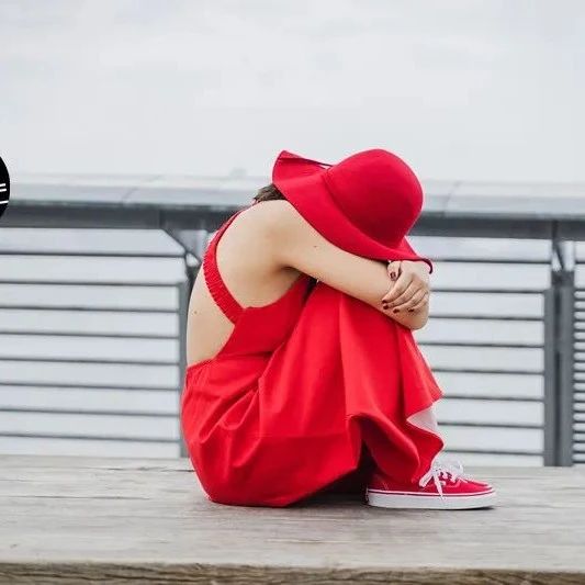 又一位女星被捕入狱，吸毒成瘾，3次坐牢复出：还不封杀？