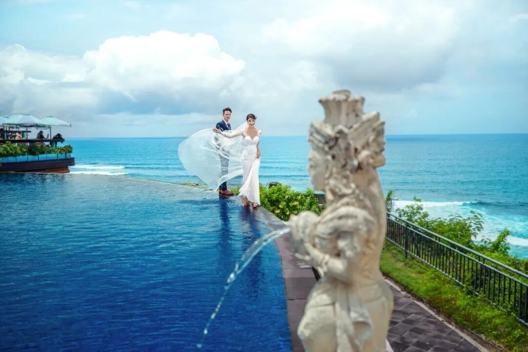 婚纱照一般提前多久拍？