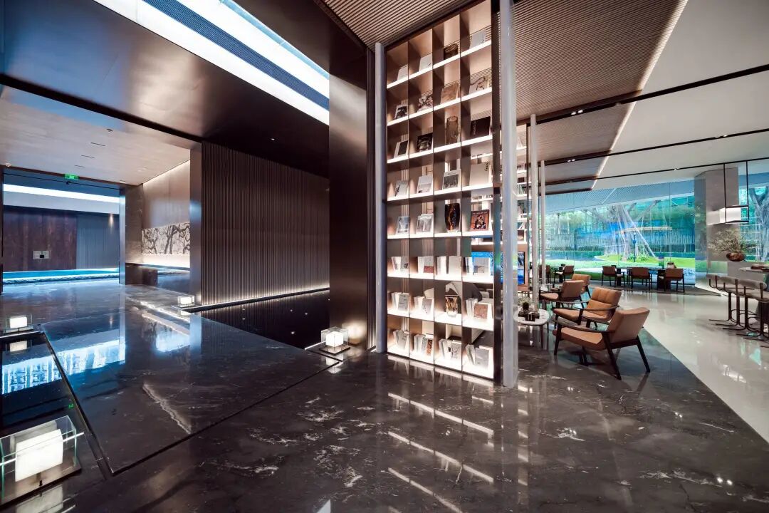 越秀天河和樾府*新户型180平，价格在8.3-8.6万！