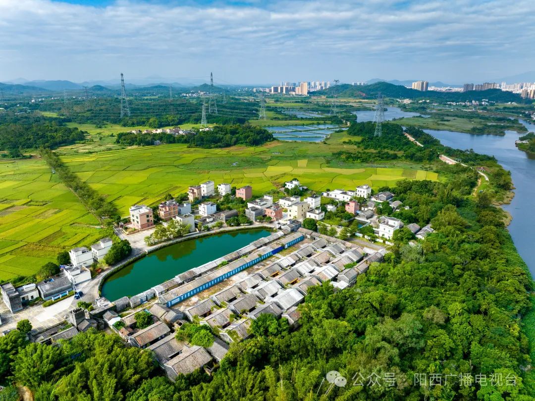 酒店空中温泉南湖公园 灯光节东湖森林公园西湖公园镇簍织人文丹江