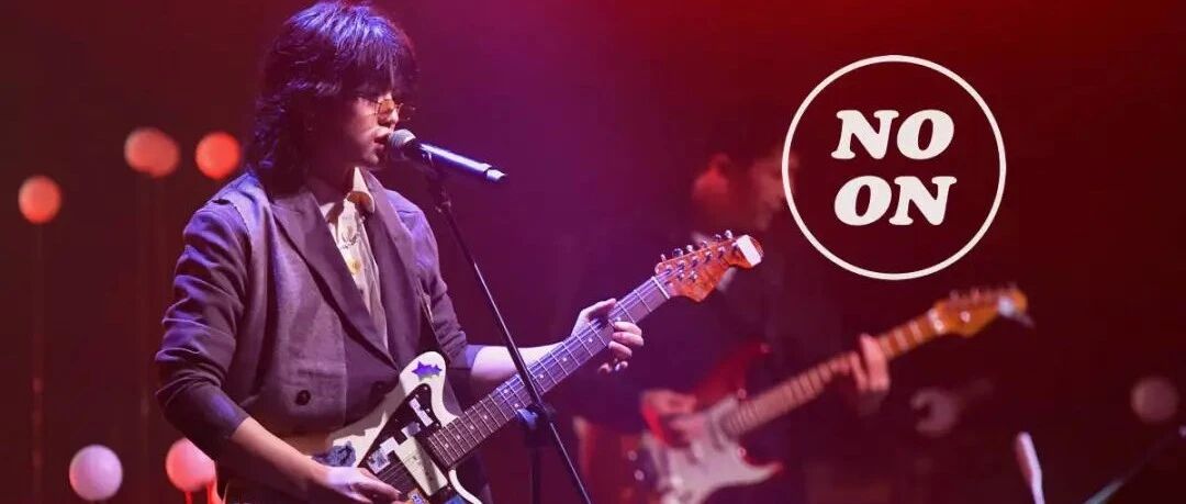 县城青年蒋先贵回家过年 | 正午