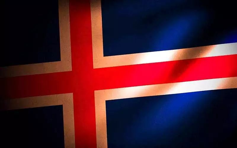 冰岛18年世界杯_2010年冰岛火山喷发 英文_北部冰岛杯