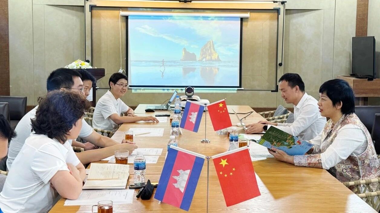 中成空间与滨海城市发展集团共谋气膜合作新方向