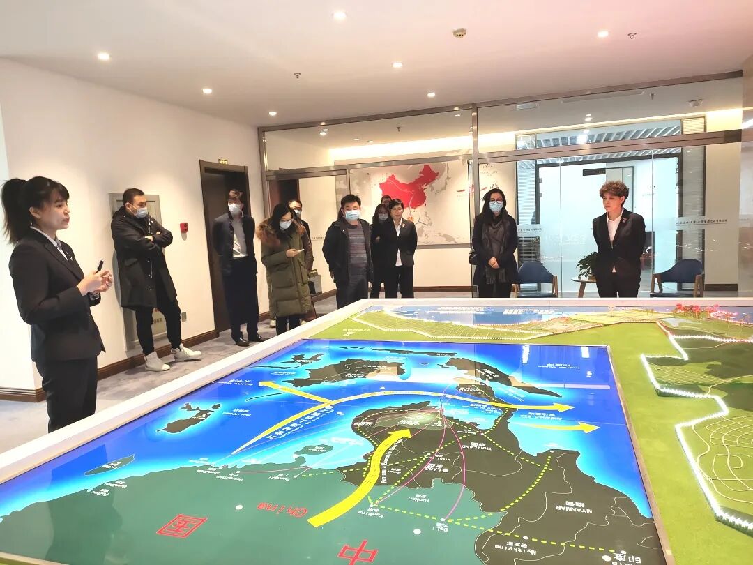 七星海城市发展集团有限公司与天津现代职业技术学院合作交流会圆满举行
