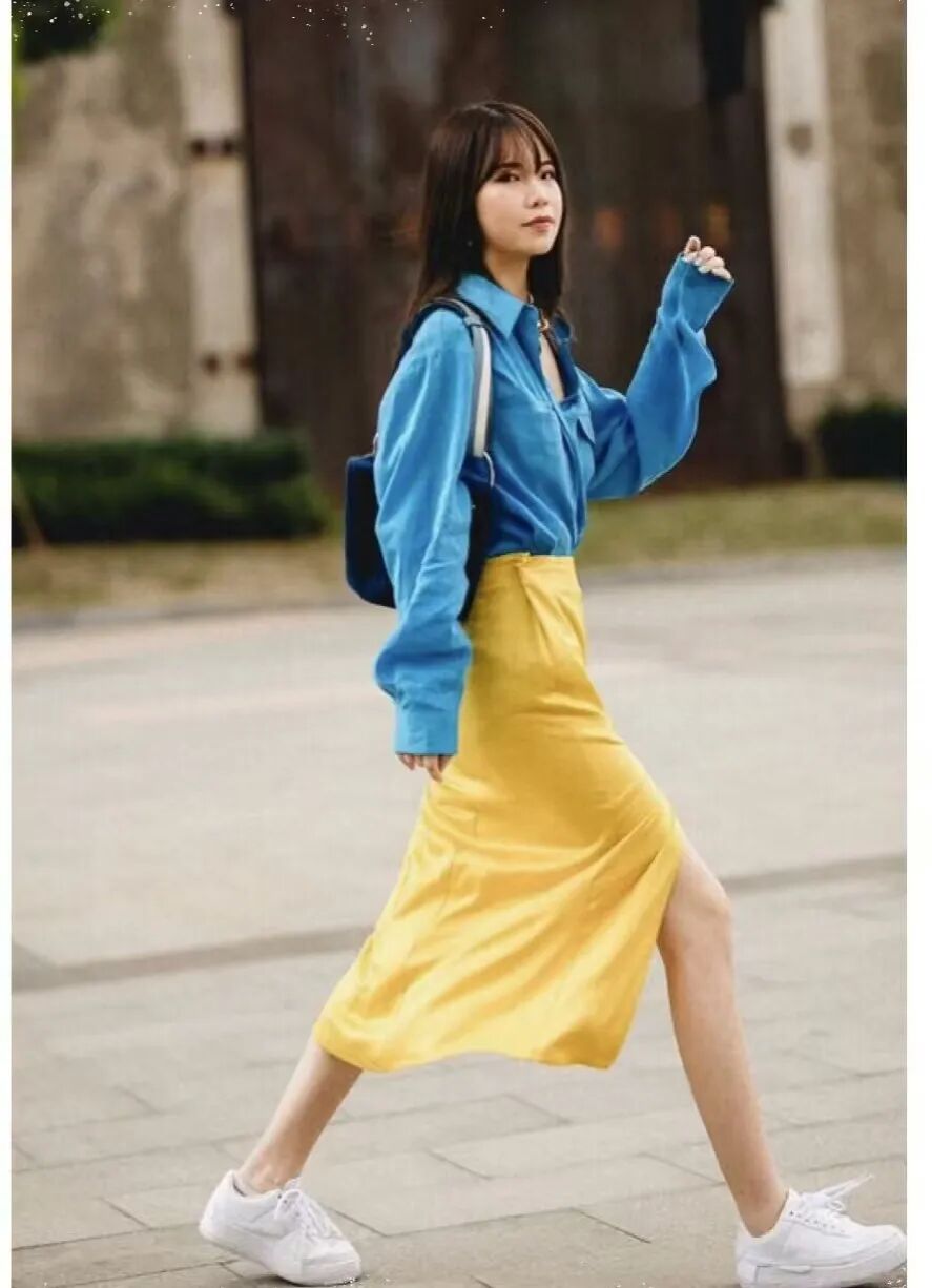 被高圆圆的这件衣服种草了,色彩搭配得太好看太吸睛了!