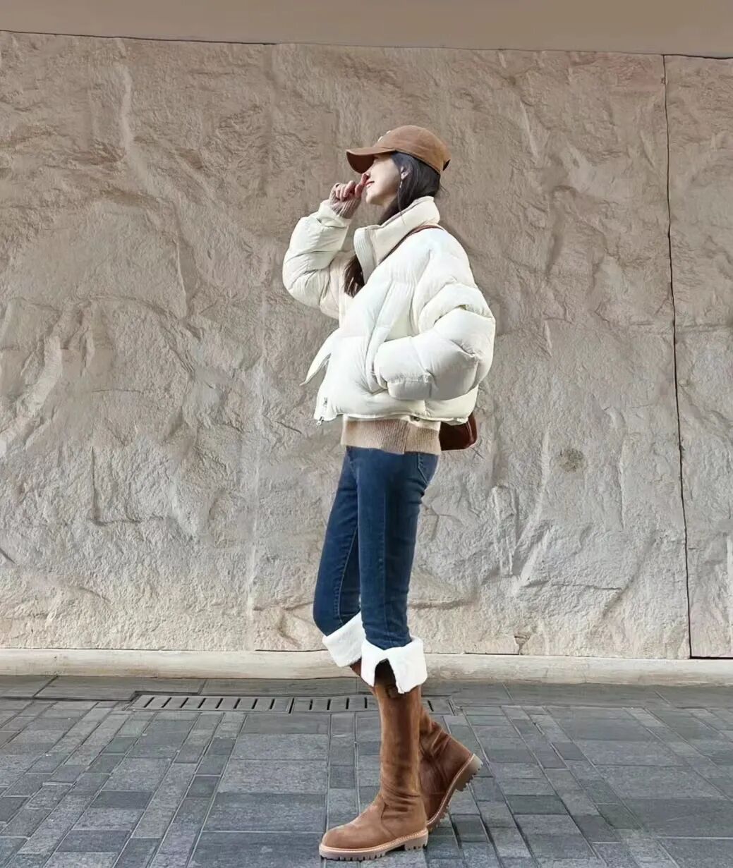 白色羽绒服这样搭配,太有女神范儿了!