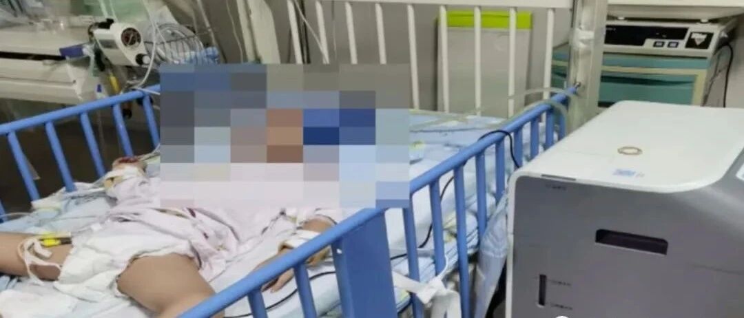 4岁女童颈部被夹车窗，心跳骤停5分钟！家长们千万注意