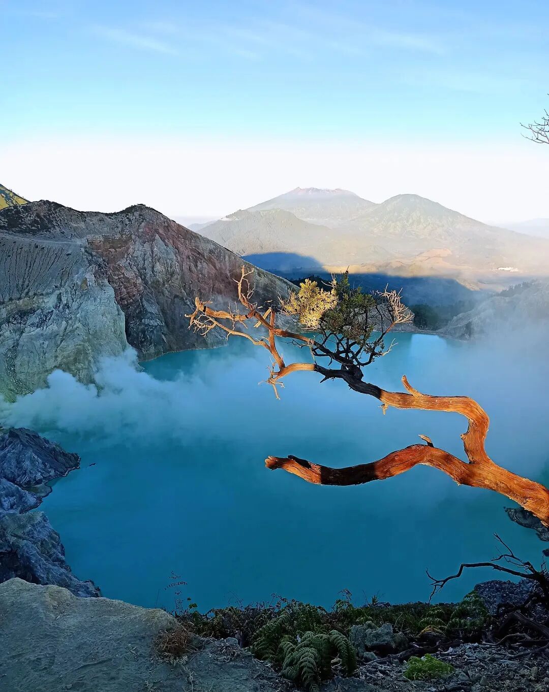 荣登孤独星球封面印尼火山海岛第一惊艳颜值不输马代