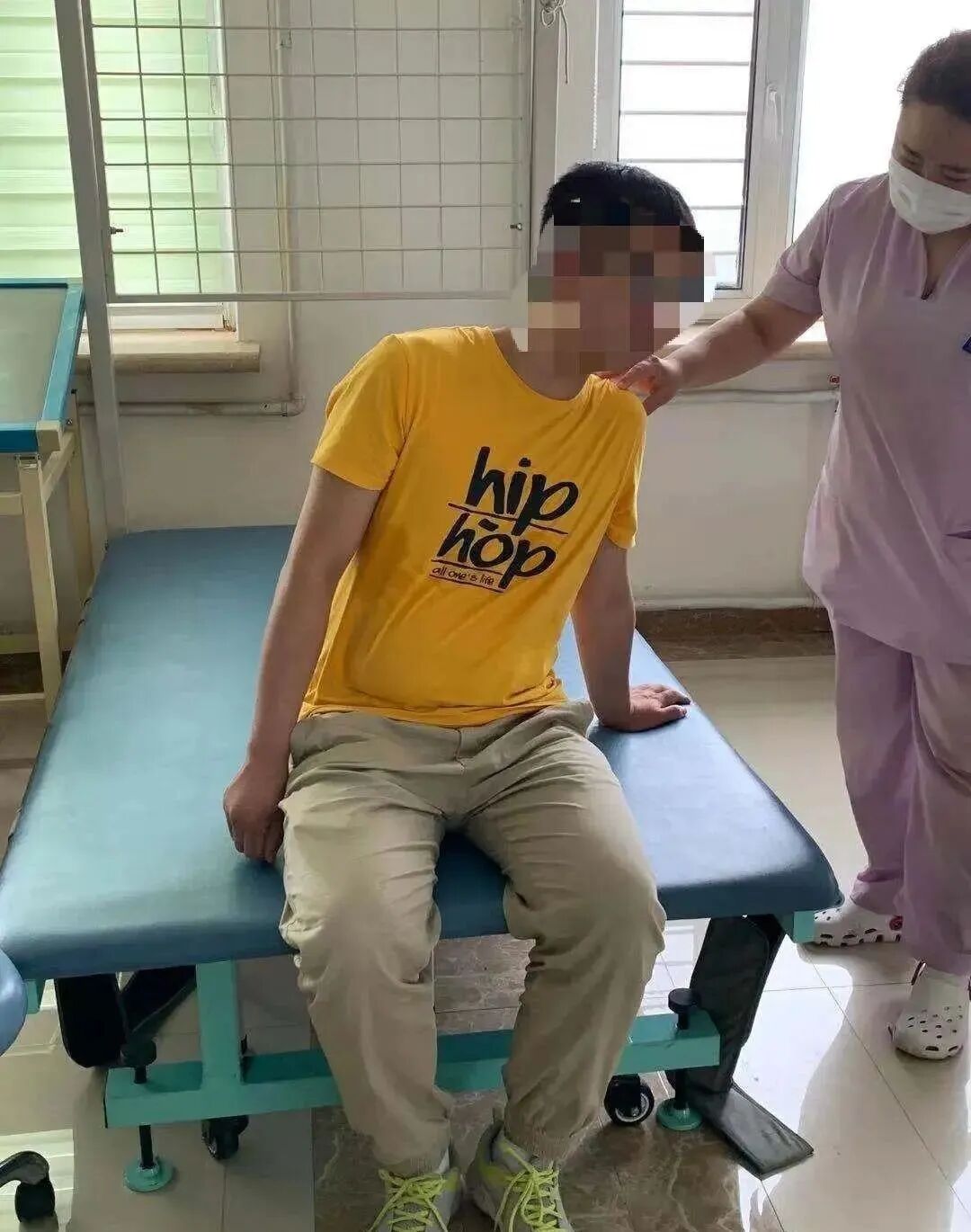 上肢怎么康复都说偏瘫上肢恢复慢、差，这15套动作你可能都没练好，谈什么康复_https://www.jmylbn.com_新闻资讯_第5张