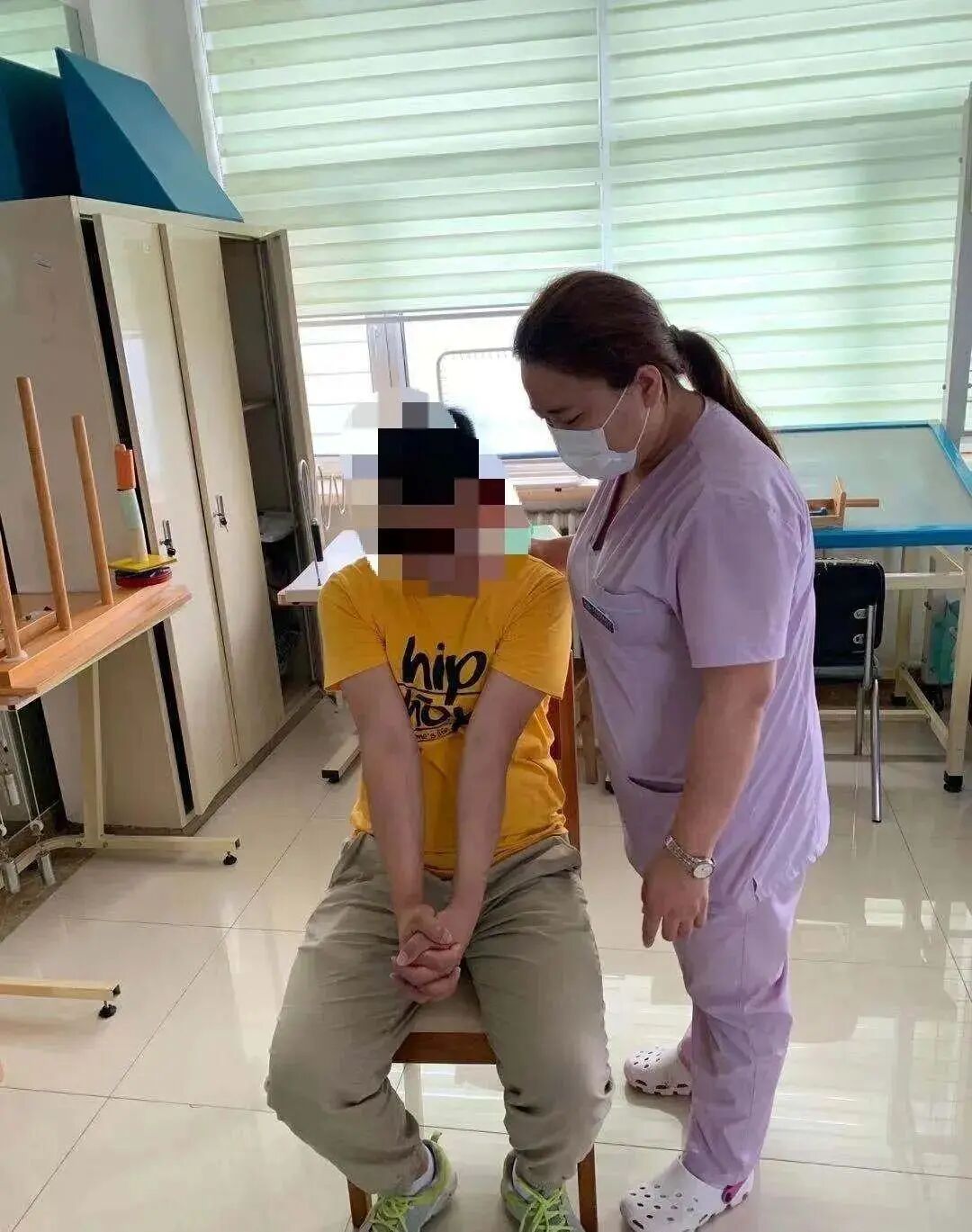 上肢怎么康复都说偏瘫上肢恢复慢、差，这15套动作你可能都没练好，谈什么康复_https://www.jmylbn.com_新闻资讯_第1张